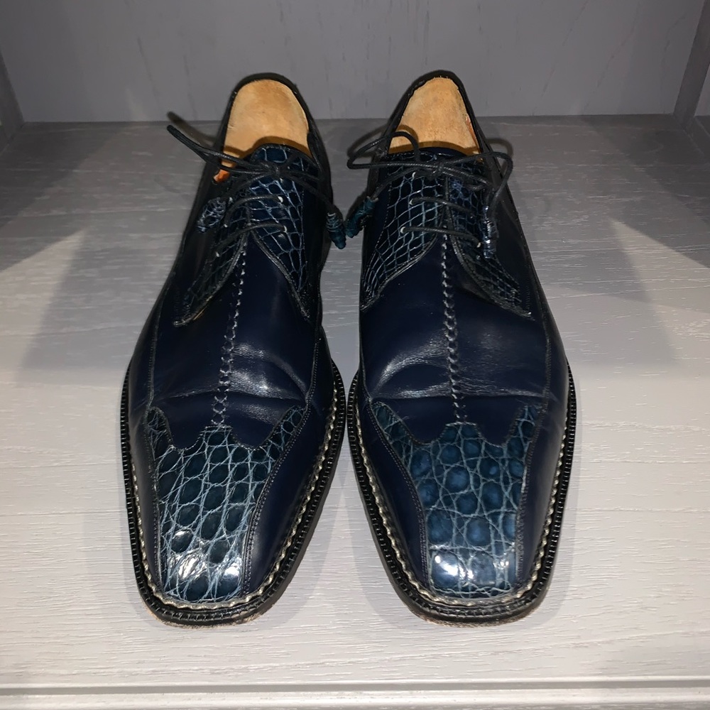 Navy Mezlan Crocodile Lace-ups